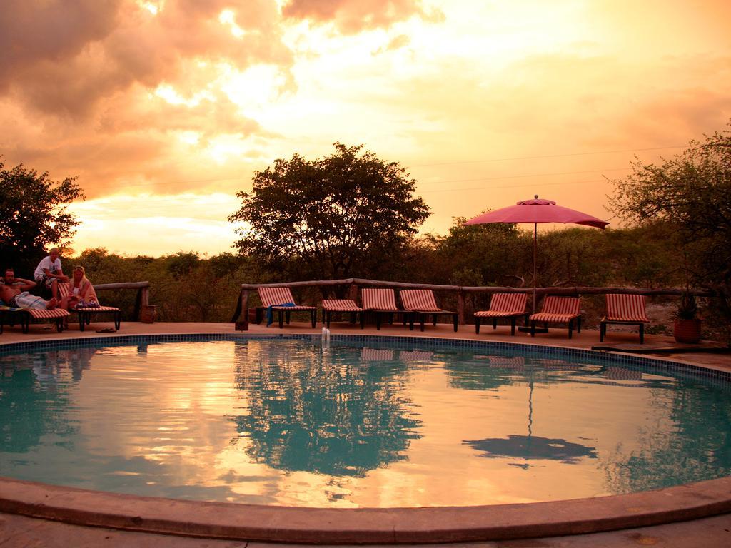 Gondwana Etosha Safari Camp Villa Okaukuejo Exterior photo