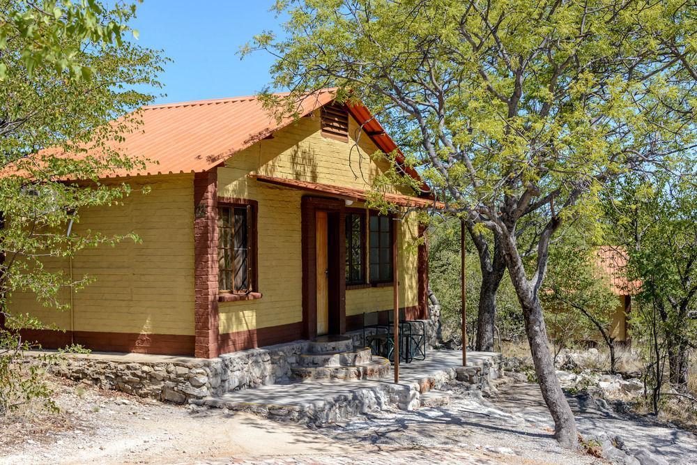 Gondwana Etosha Safari Camp Villa Okaukuejo Exterior photo