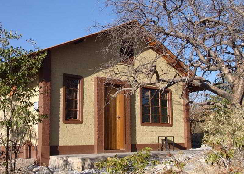 Gondwana Etosha Safari Camp Villa Okaukuejo Exterior photo