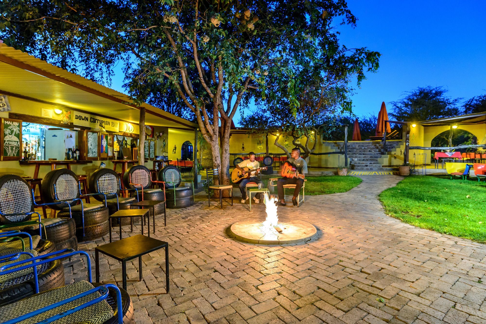 Gondwana Etosha Safari Camp Villa Okaukuejo Exterior photo